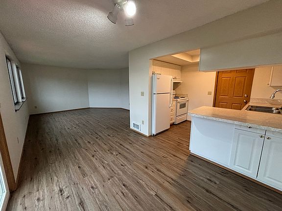 3rd image of 15719 63rd Street Ct E #1