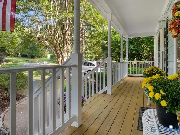 7112 Deer Thicket Dr, Midlothian, VA 23112