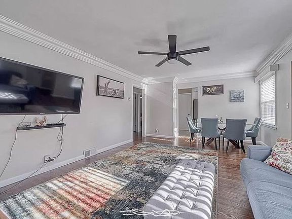 4th image of 243 N 2 W #1