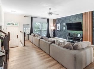 2599 Grayton Ln, Woodbridge, VA 22191