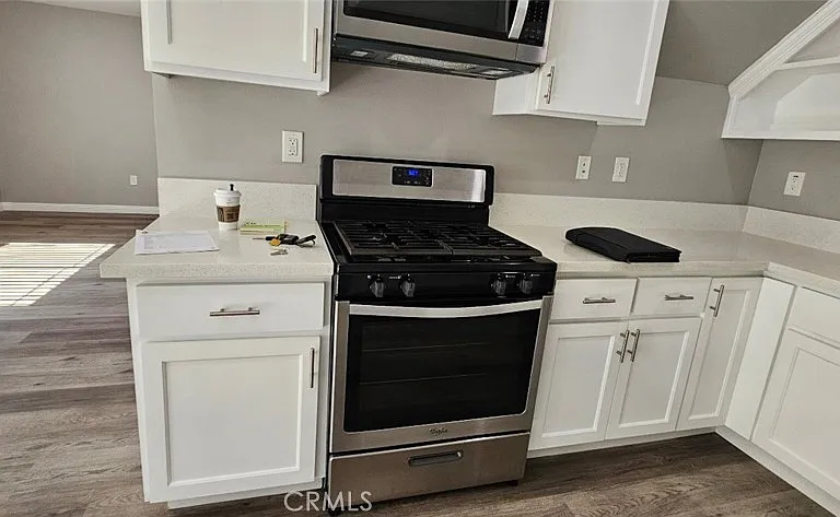 12308 Valley View Ave — Photo 47