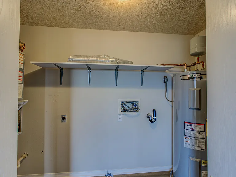 442 N Shiloh Ave — Photo 10