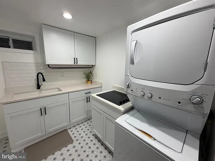 9721 Bellevue Dr — Photo 5