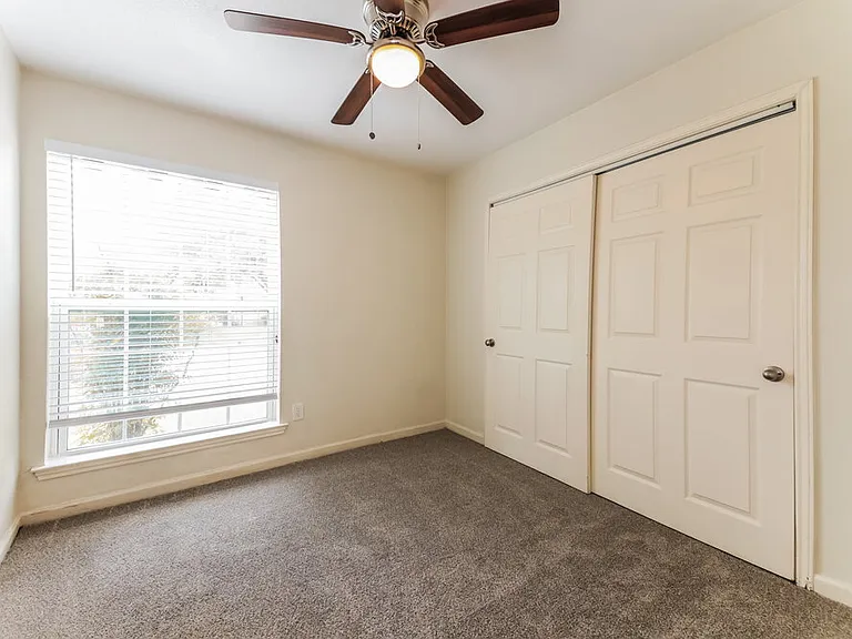 1208 Paintbrush St — Photo 13