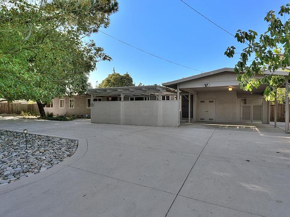 2nd image of 12335 Goleta Ave