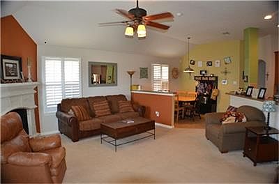 2nd image of 4803 Pelican Bay Ln