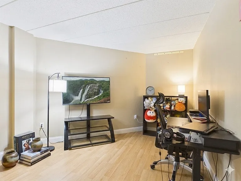 85 Brainerd Rd #P505 — Photo 11