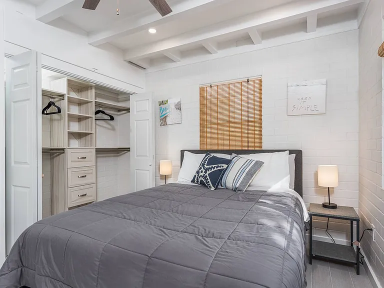 5005 Commonwealth Dr — Photo 21