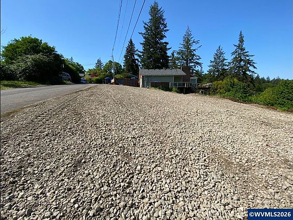 3rd image of 360 View Dr NW