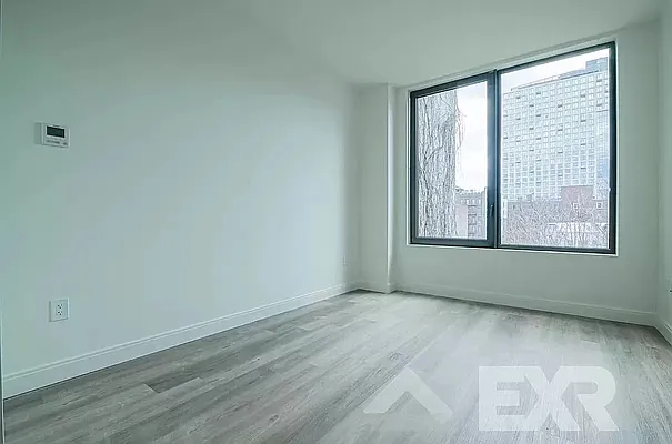 Rented by EXR | media 17