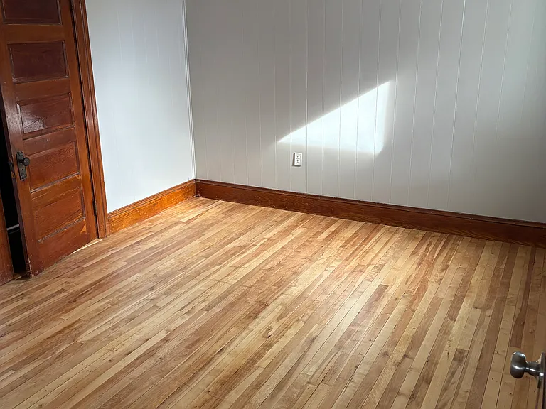 32 5th Ave #3R — Photo 5