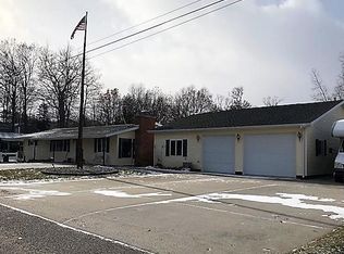 121 Twin Elm St, Houghton Lake, MI 48629