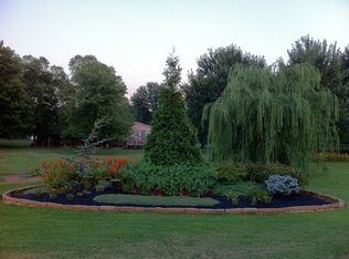 888 N Eskew Rd, Boonville, IN 47601