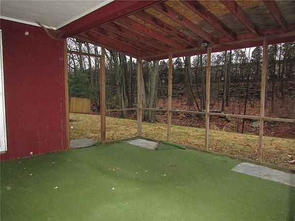 5th image of 364 Knollwood Dr