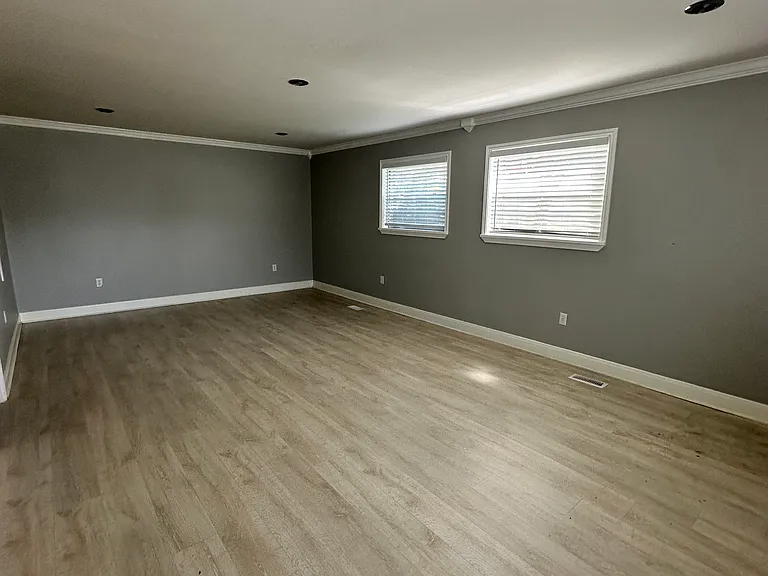 4823 Arlington Dr — Photo 15