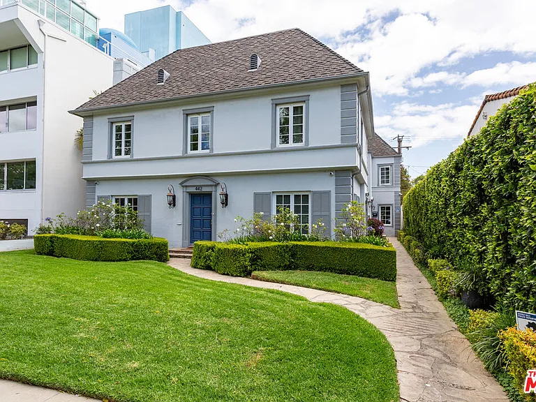 444 S Roxbury Dr #B — Photo 30