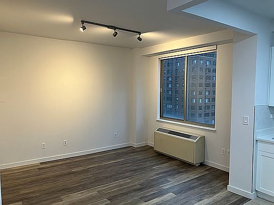 2nd image of 556 3rd Ave APT 805