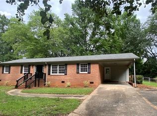 831 Lakeside Cir, Lancaster, SC 29720