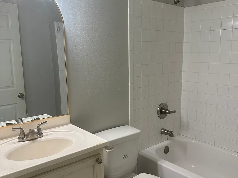 165 Dunn Ave — Photo 10