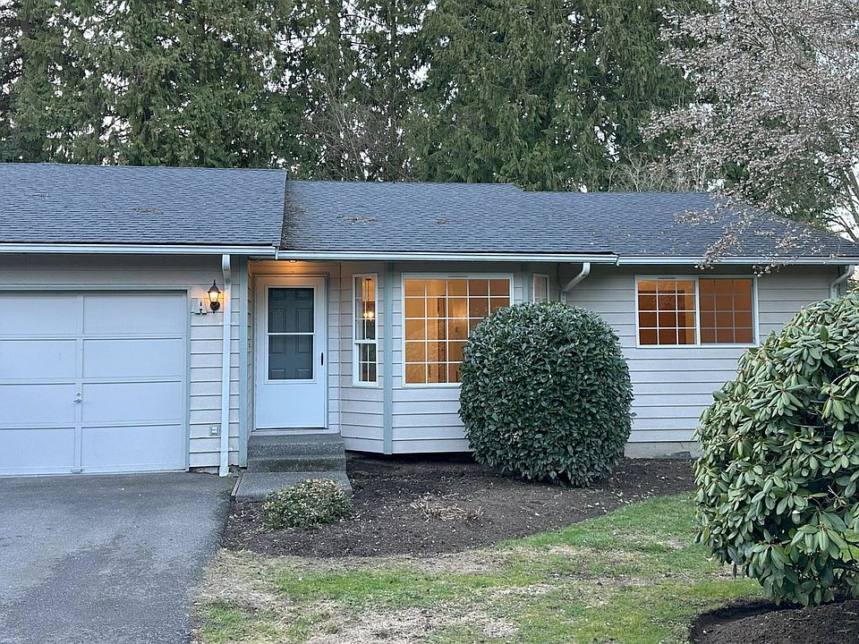 1st image of 10024 42nd Ave NE #A