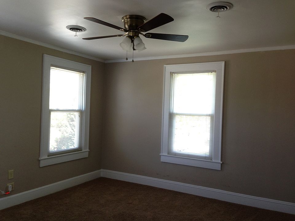 Living Room (similar)