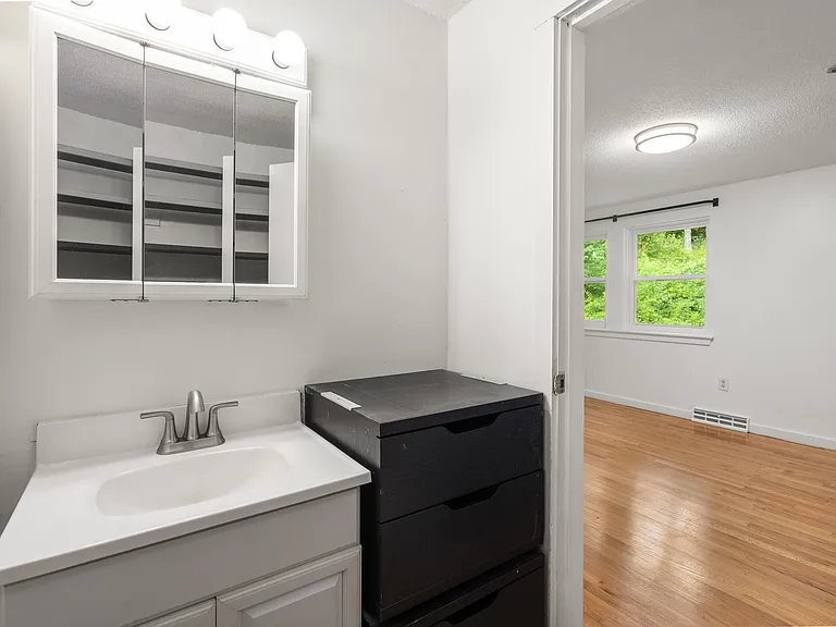 Primary Bedroom Closet