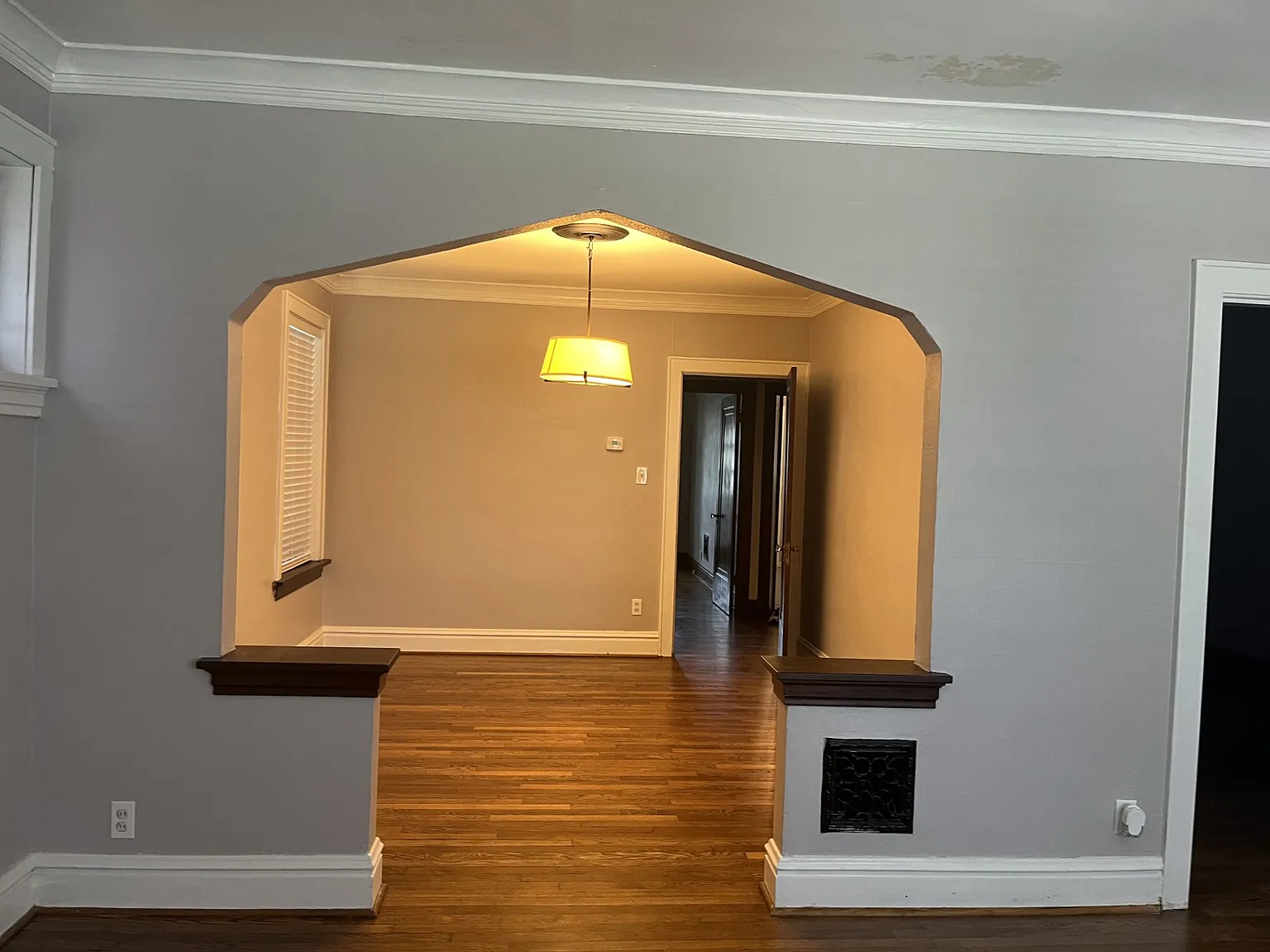2 bed, 1058 sqft, $1,500 — Photo 4