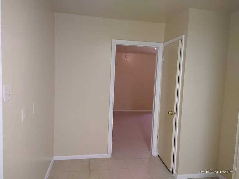 359 Waxwood Ln — Photo 18