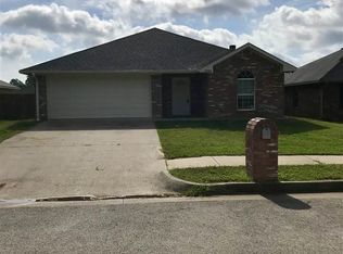 19381 King Ranch Dr, Flint, TX 75762