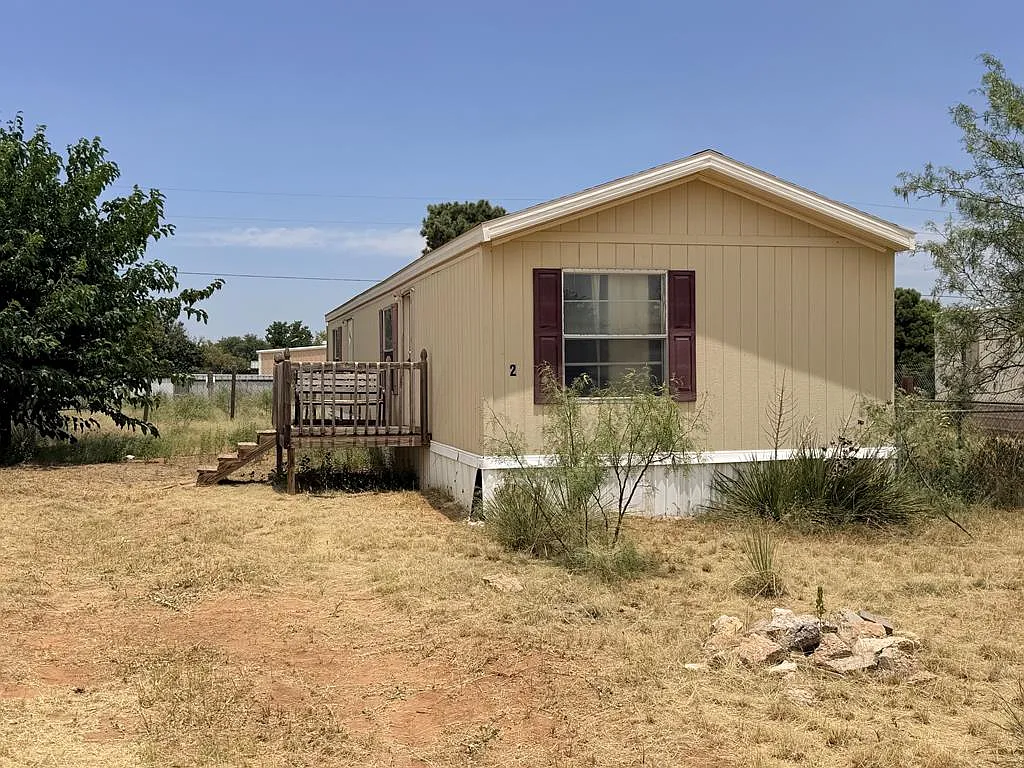 2 bed, 2.0 bath, 896 sqft, $1,400 — Photo 1