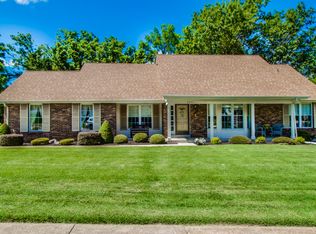 9855 Meadowfern Dr, Saint Louis, MO