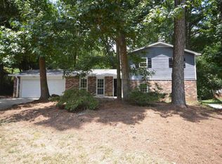 197 Jousters Ln, Lawrenceville, GA 30044