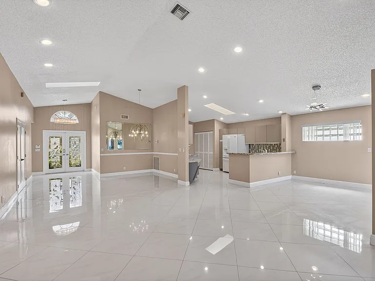 7891 Sailing Shores Ter — Photo 5
