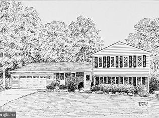 9102 Tuckahoe Ln, Hyattsville, MD 20783