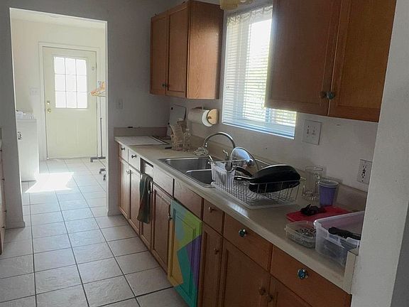 5th image of 703 Russell Ave