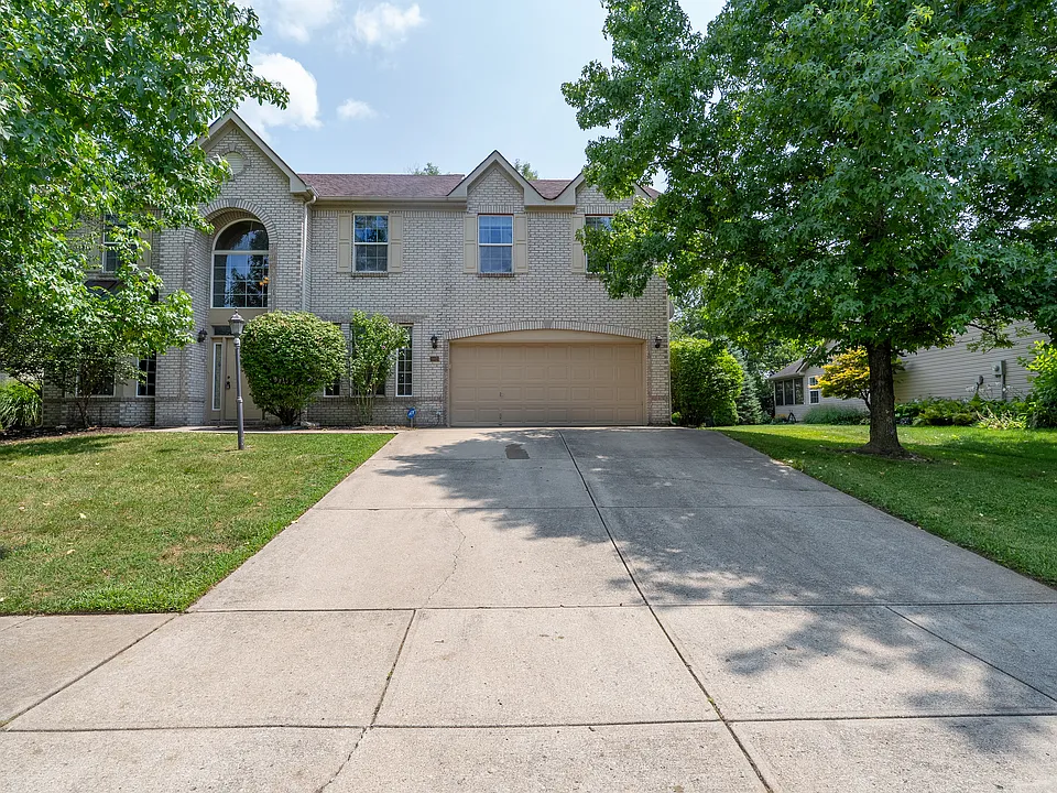 11025 Crystal Falls Ln