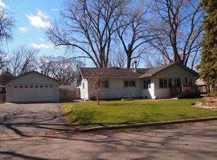 8224 13th Ave S, Bloomington, MN 55425