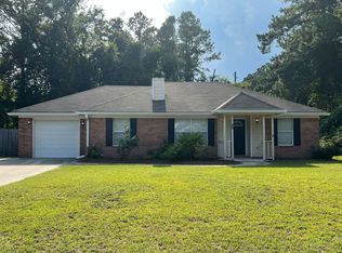 20 Meadows Rd, Richmond Hill, GA 31324
