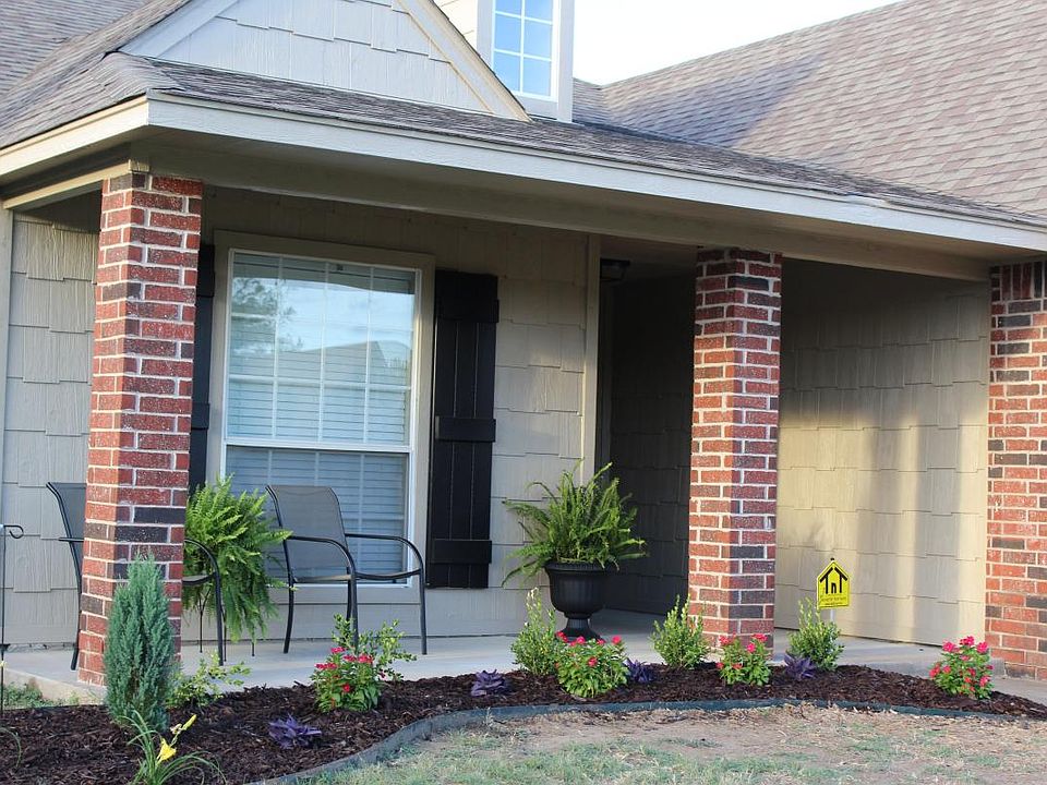 Covered Front Porch
