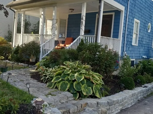 327 Union St, Randolph, MA 02368