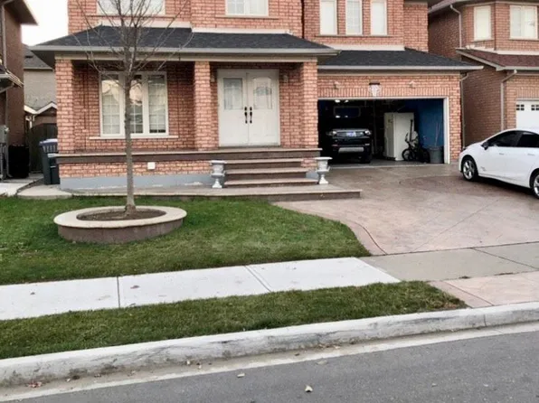 20 Egypt Dr, Brampton, ON L6R 2P8