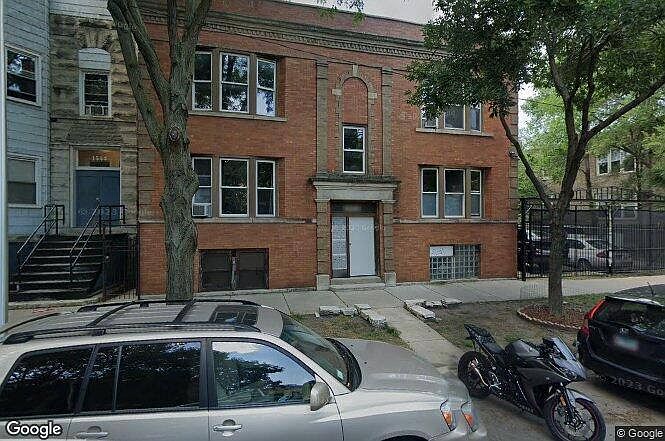 1st image of 1512 N Artesian Ave