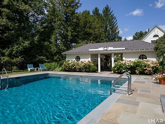 2nd image of 5 Great Elm Road #3