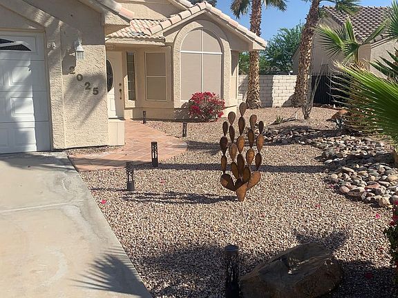 4th image of 2025 E Via Del Aqua Dr