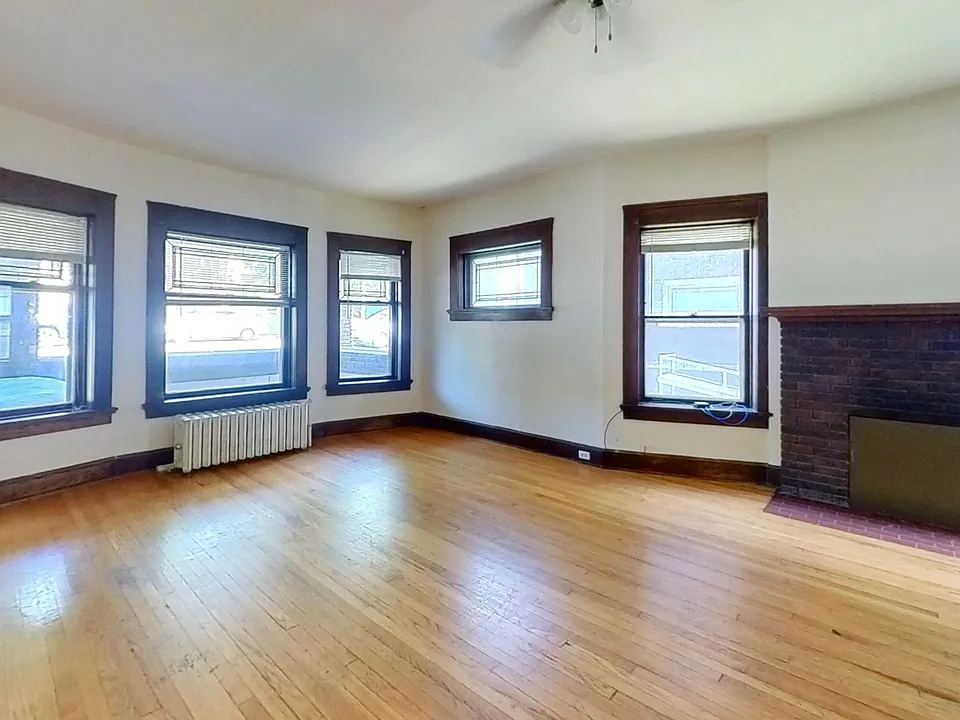 111 E Gorham St #1