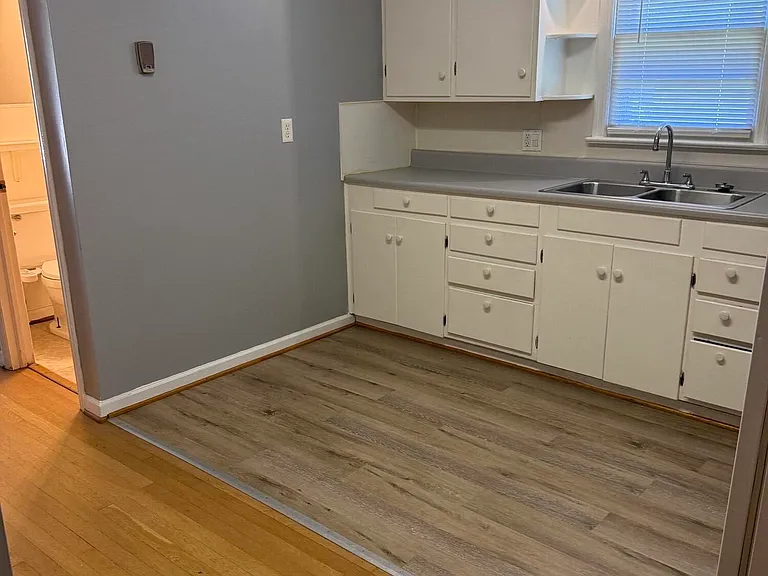 312 Bowman St #212 — Photo 4