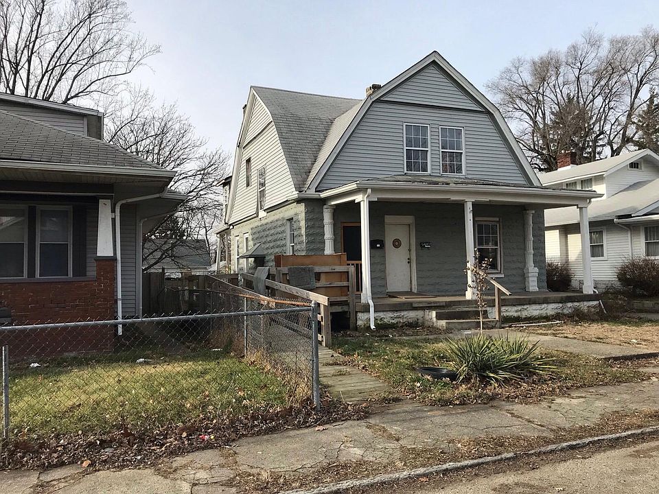 2nd image of 36 S Chester Ave
