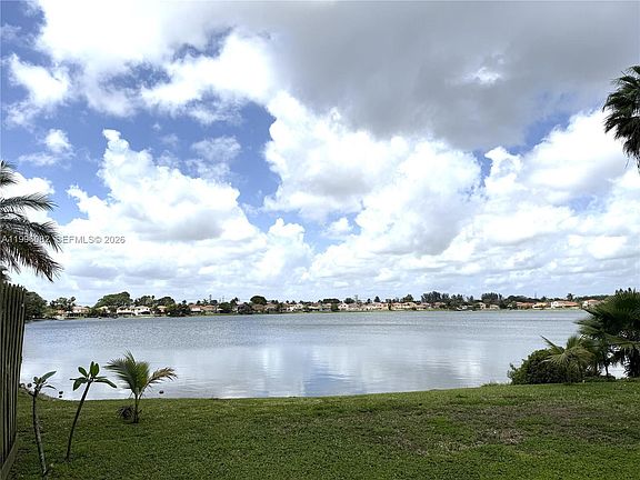 2nd image of 3091 Lighthouse Pl