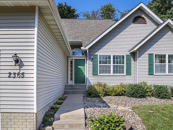 3rd image of 2365 Sunny Meadow Ln