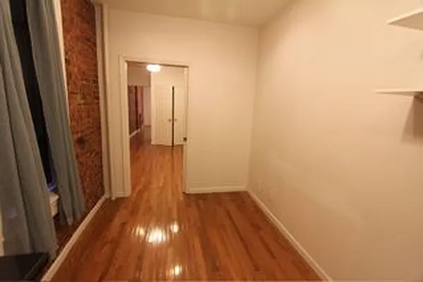 Rented by Robyn Lee, LREB | media 32